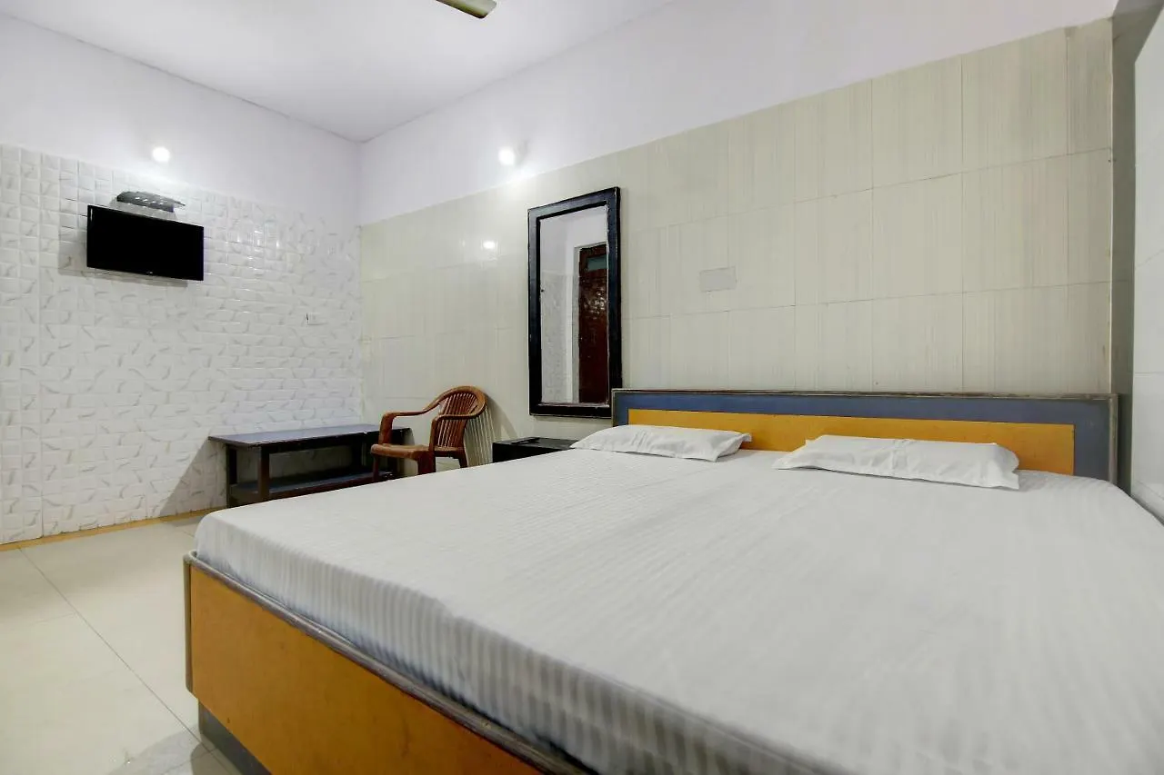 **  Hotel Spot On 43020 Mis Fila Agra  Indie