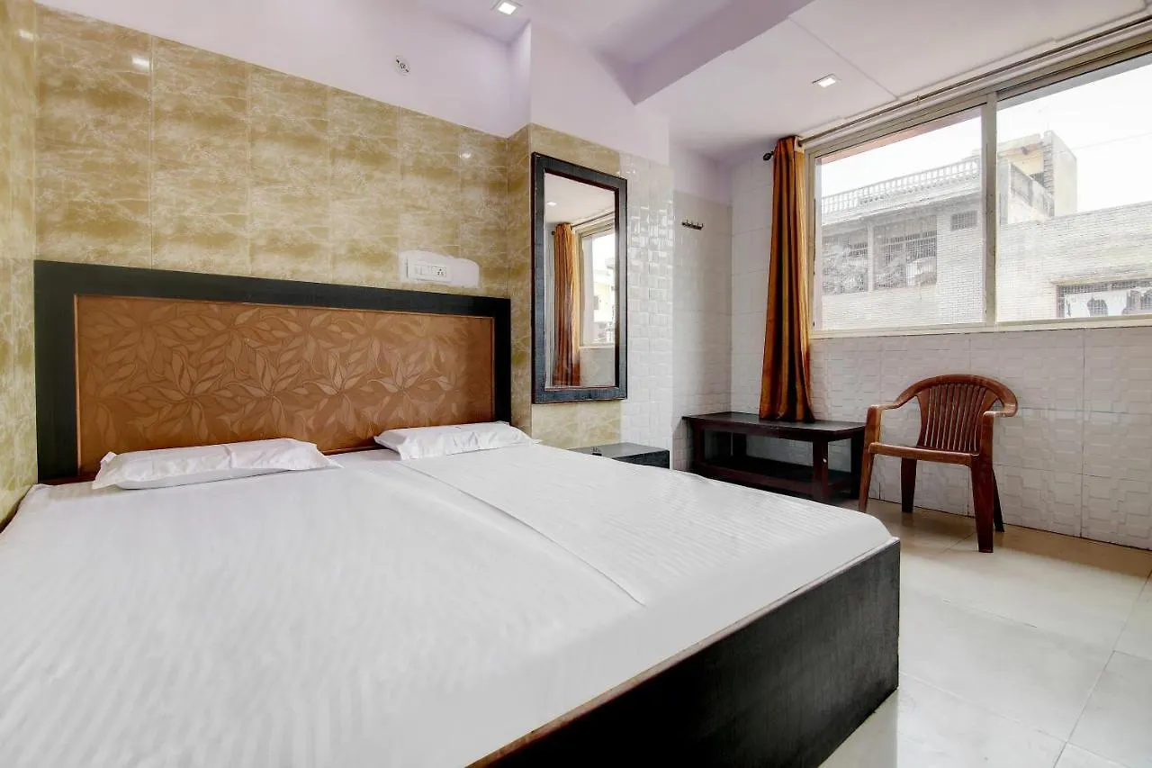 Spot On 43020 Mis Fila Hotel Agra