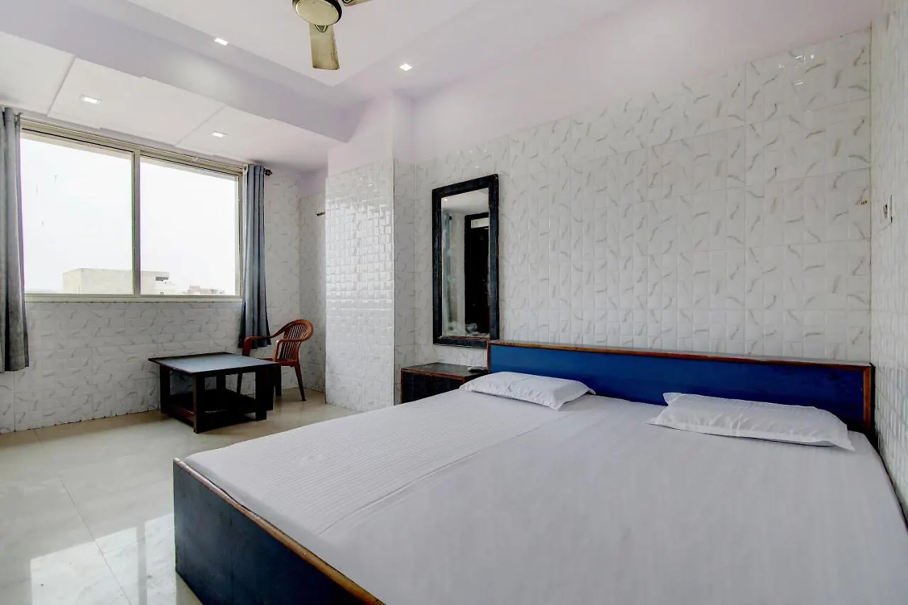 Spot On 43020 Mis Fila Hotel Agra