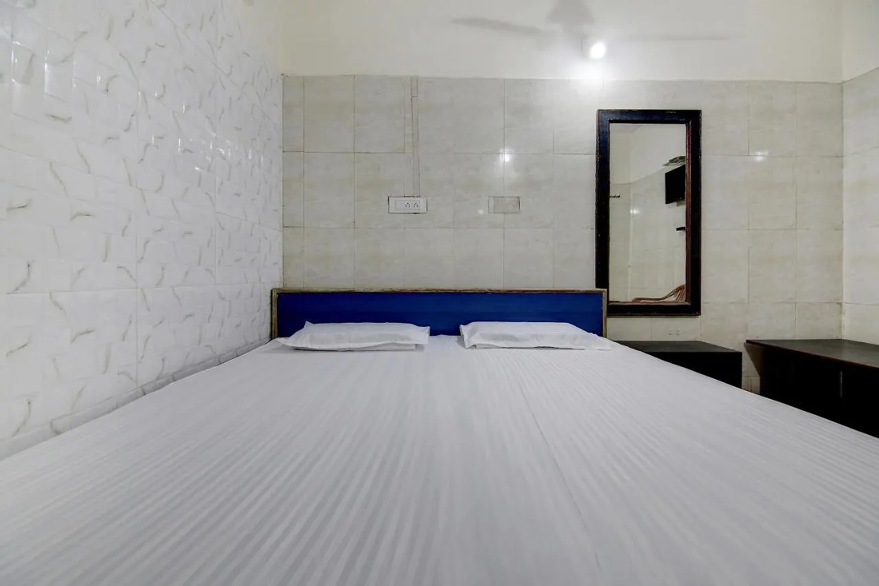 Spot On 43020 Mis Fila Hotel Agra